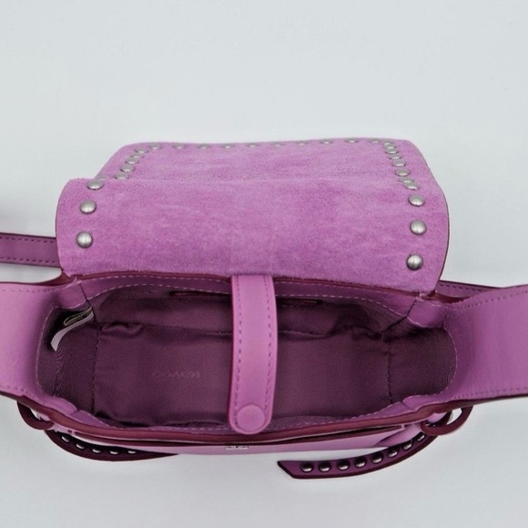 Coach Rivet Dakotah 15 Lilac Leather Studded NWOT Crossbody Bag! - Picture 4 of 5